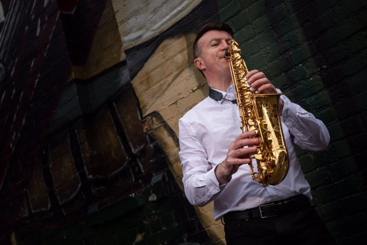 Live Ibiza Sax